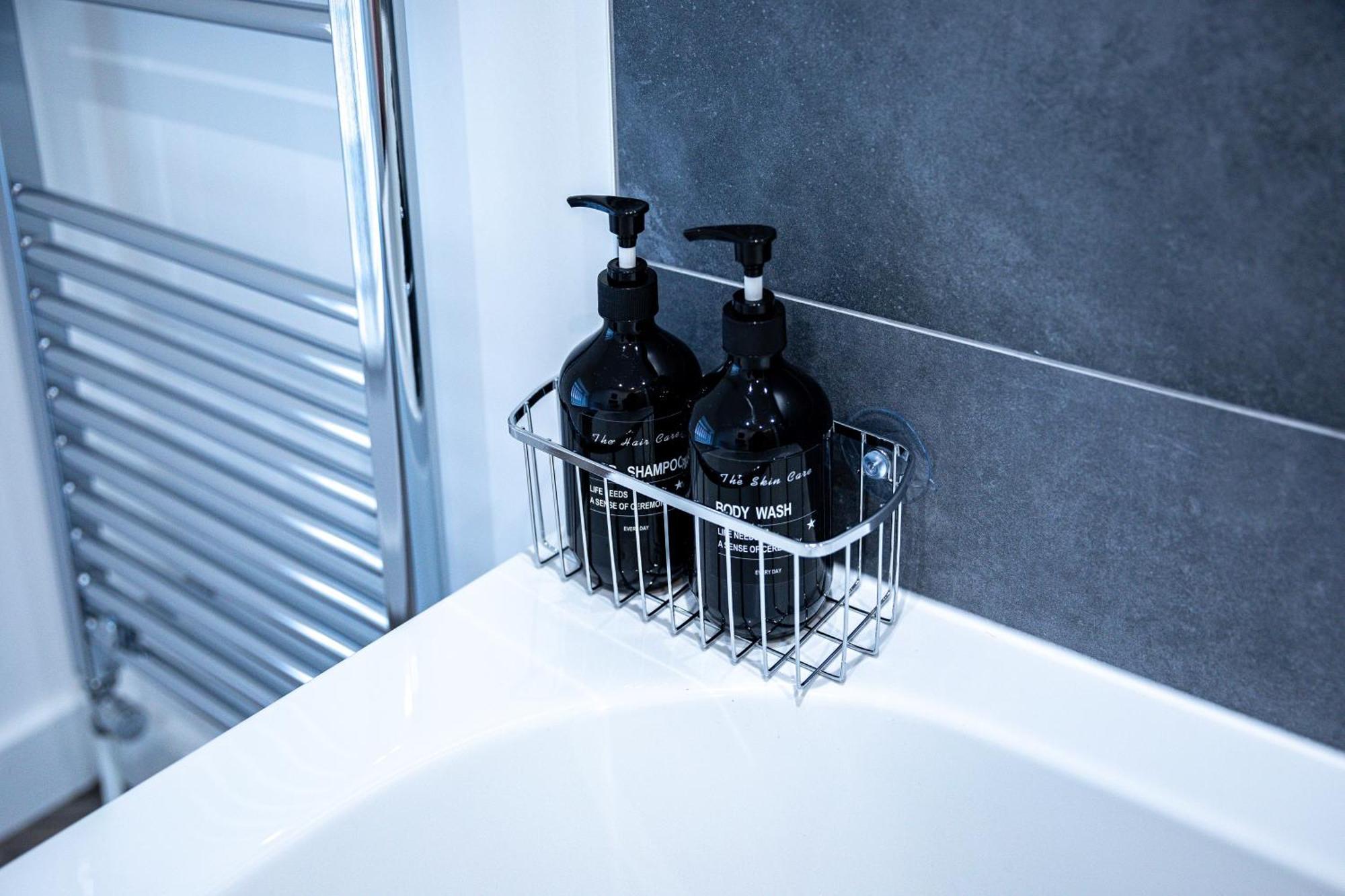 Stylish & Contemporary 2-Bed Townhouse - Parking - Wi-Fi - Netflix Apartman Worksop Kültér fotó
