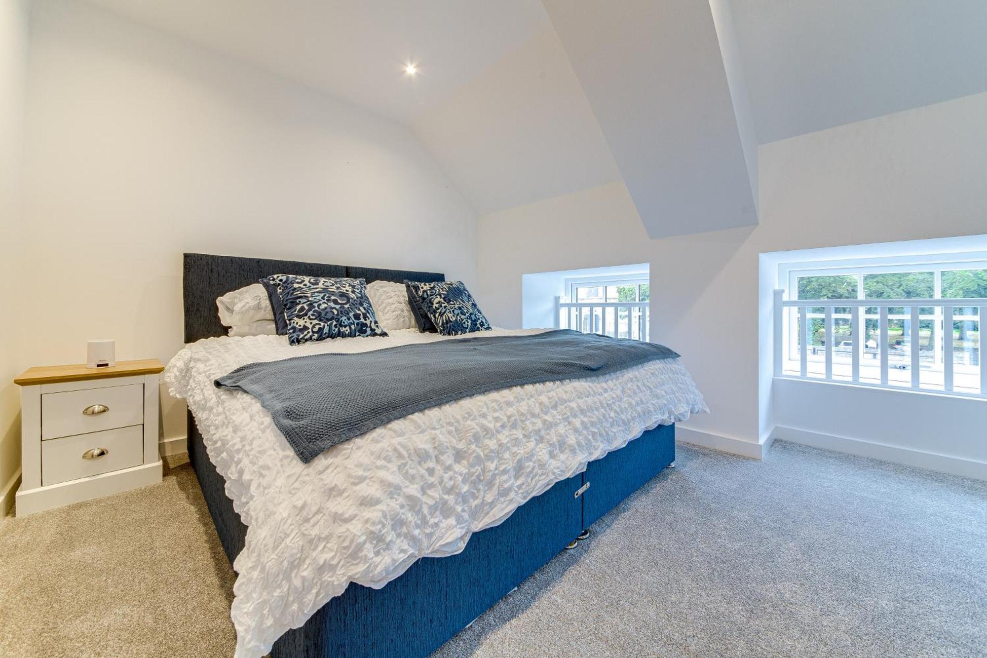 Stylish & Contemporary 2-Bed Townhouse - Parking - Wi-Fi - Netflix Apartman Worksop Kültér fotó