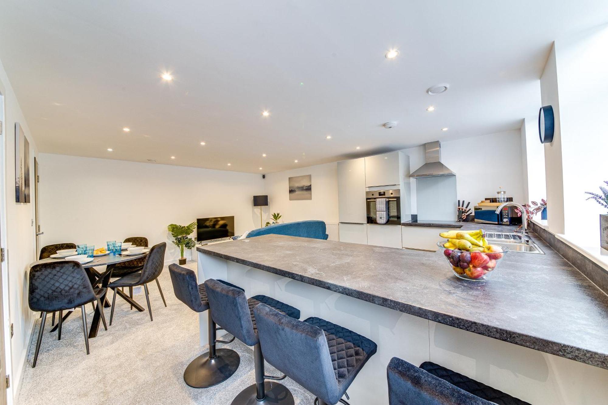 Stylish & Contemporary 2-Bed Townhouse - Parking - Wi-Fi - Netflix Apartman Worksop Kültér fotó